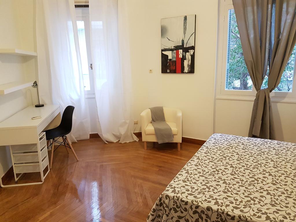 Errathens Aegean Apartment - Athens Center, 5 BD, 2 BATH Buitenkant foto