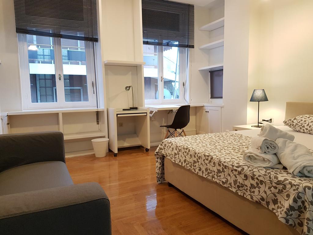 Errathens Aegean Apartment - Athens Center, 5 BD, 2 BATH Buitenkant foto