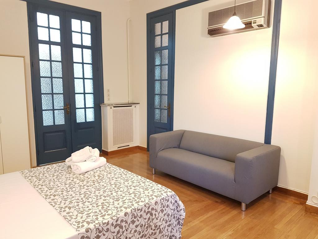 Errathens Aegean Apartment - Athens Center, 5 BD, 2 BATH Buitenkant foto