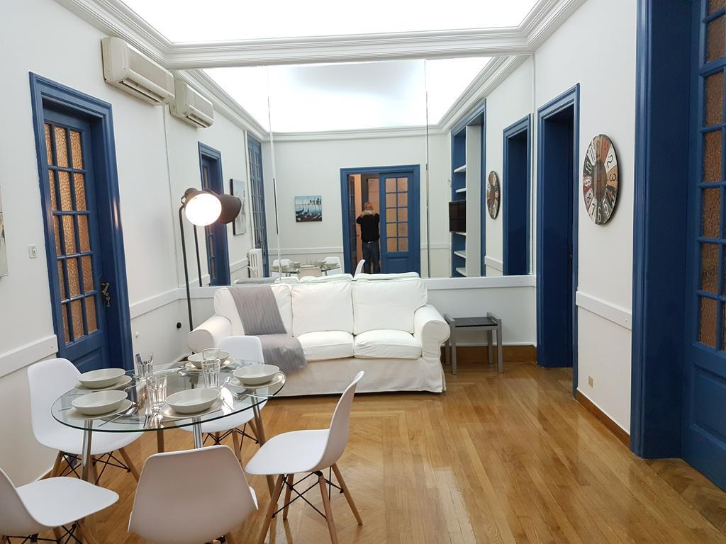 Errathens Aegean Apartment - Athens Center, 5 BD, 2 BATH Buitenkant foto